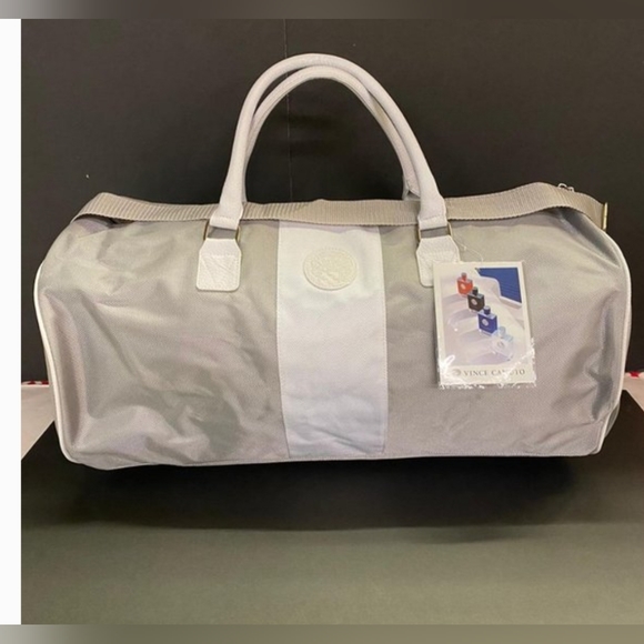 Pre- owned VINCE CAMUTO   mens duffle bag - Picture 1 of 3